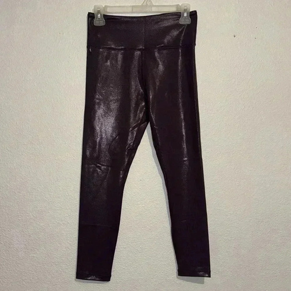 Zyia Plum Metallic Plus Light n Tight Hi-Rise 7/8 Legging - Picture 2 of 6